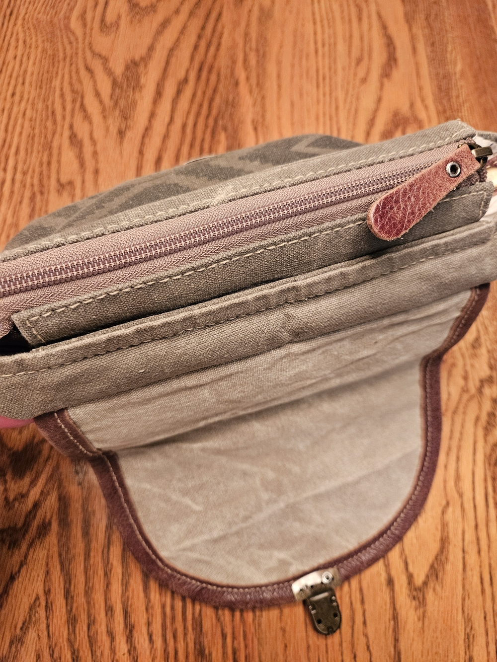 Myra Bag Monterey Bay Canvas Shoulder Bag in Beige, Olive and Brown - Picture 5 of 5
